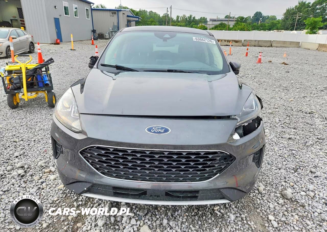 2020 Ford Escape Se VIN:1FMCU9G6XLUA99886 - 5