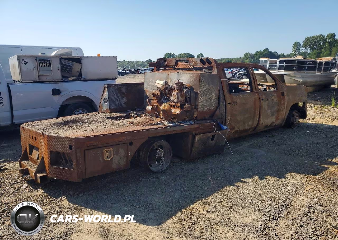 2022 Chevrolet Silverado K3500 VIN:1GB4YSEY4NF340054 - 3