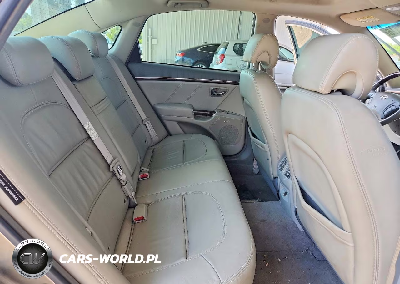 2010 Hyundai Azera Limited VIN:KMHFC4DF9AA460904 - 10