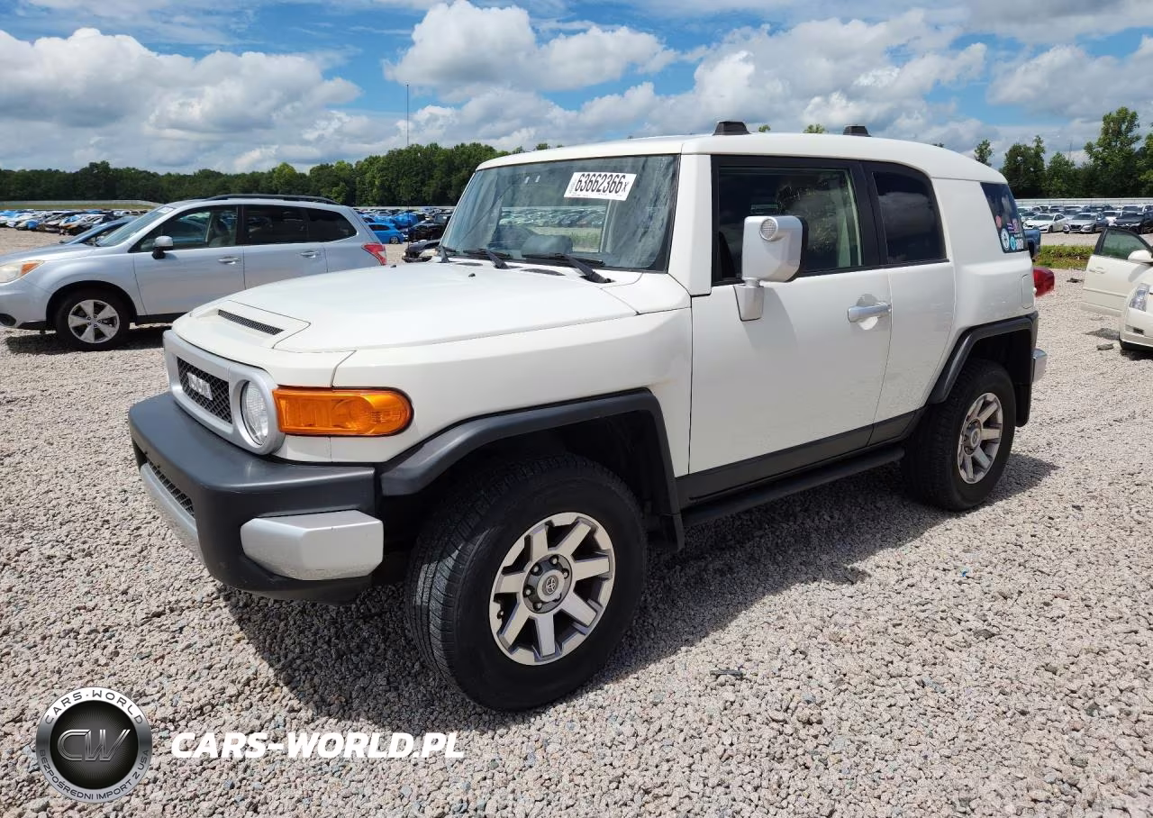 2014 Toyota Fj Cruiser Base – zdjęcie 1 z 13