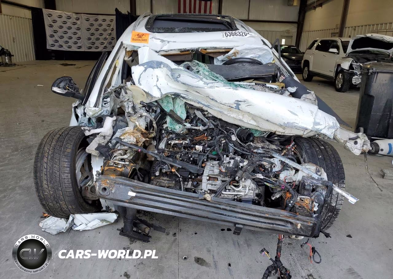 2015 Volkswagen Tiguan S VIN:WVGAV7AX5FW015900 - 5