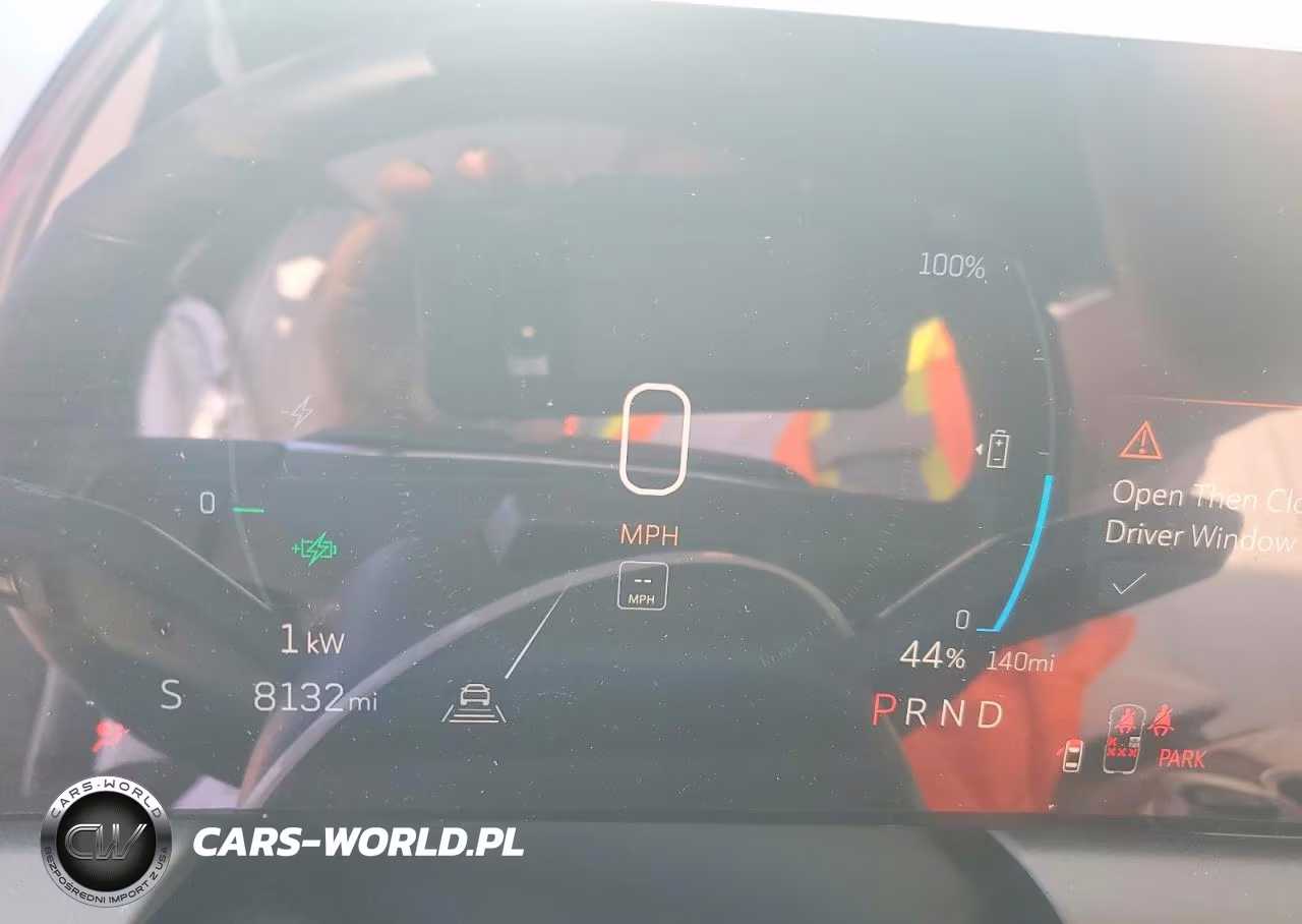 2025 Cadillac Optiq Sport VIN:3GYK3GMR8SS230778 - 9