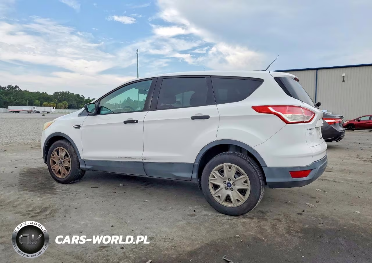 2013 Ford Escape S VIN:1FMCU0F76DUD82227 - 2