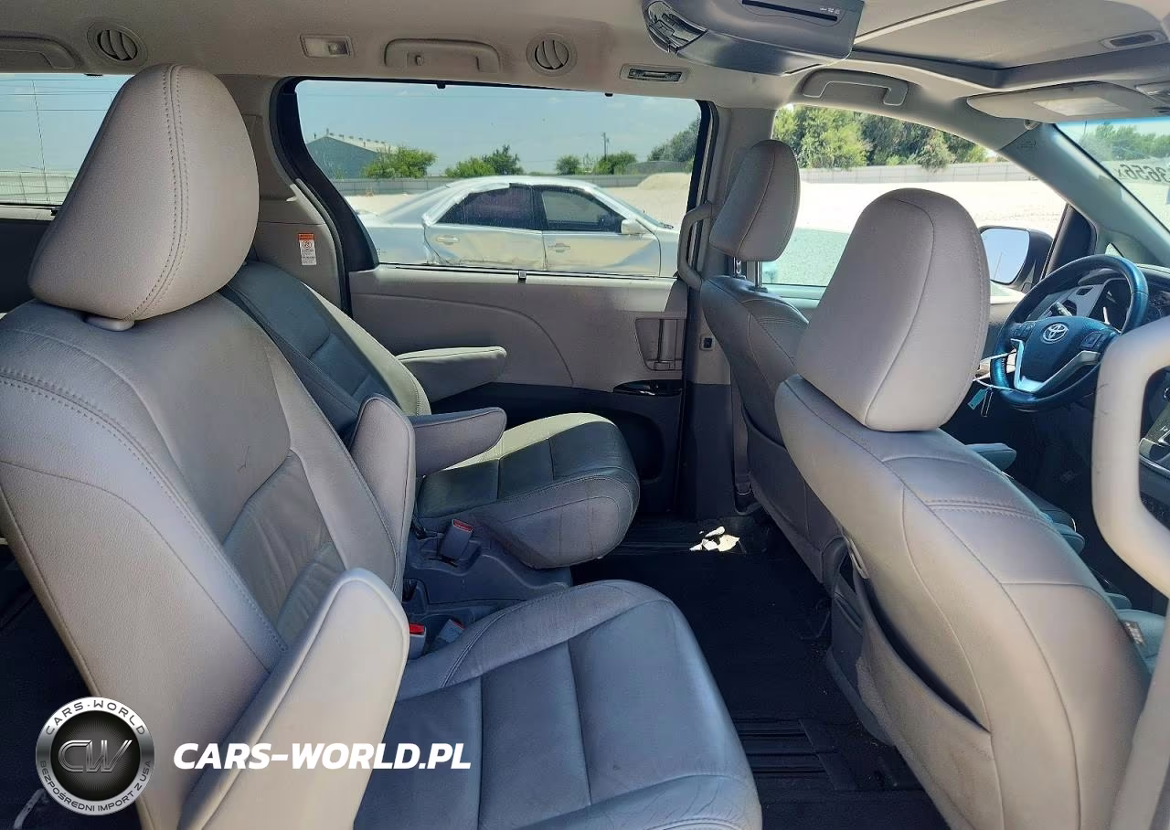 2016 Toyota Sienna Xle 8-Passenger VIN:5TDYK3DC0GS701647 - 10