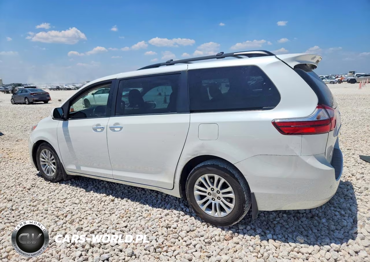 2016 Toyota Sienna Xle 8-Passenger VIN:5TDYK3DC0GS701647 - 2