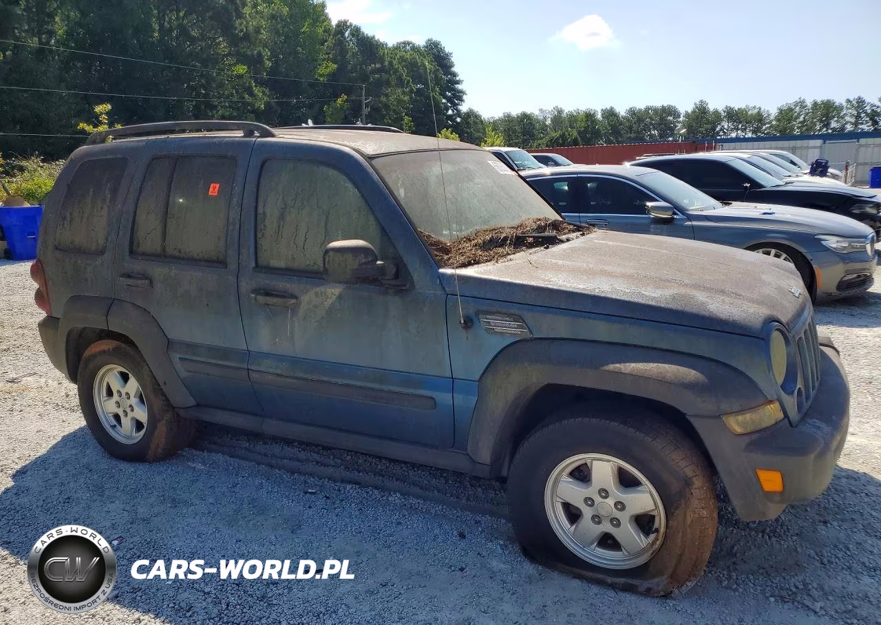 2006 Jeep Liberty Sport VIN:1J4GL48K66W179213 - 4