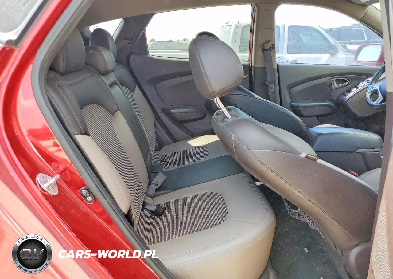 2011 Hyundai Tucson Gls VIN:KM8JU3AC4BU229176 - 11