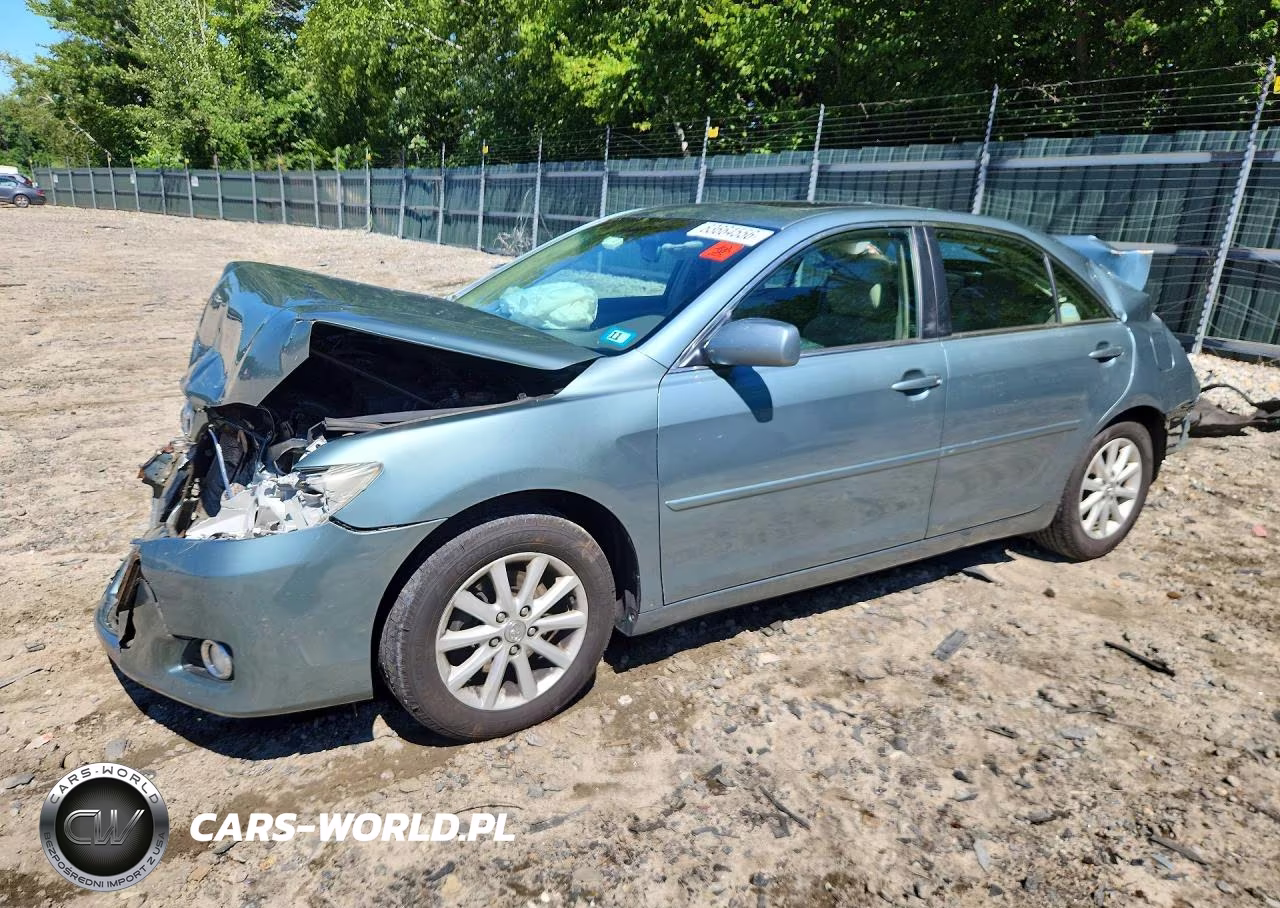 2010 Toyota Camry Xle – zdjęcie 1 z 12