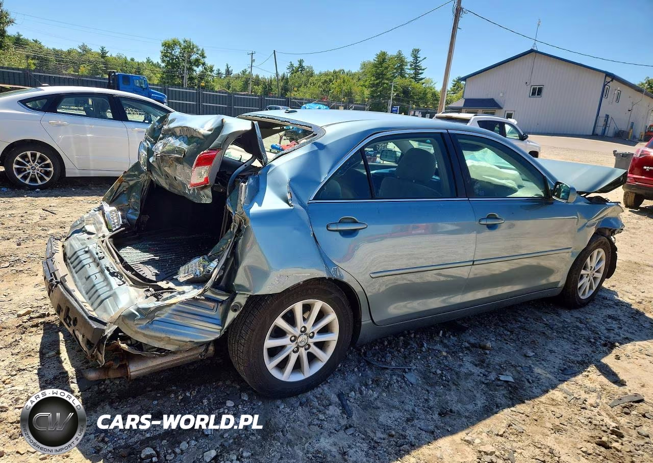 2010 Toyota Camry Xle VIN:4T4BF3EK1AR037427 - 3