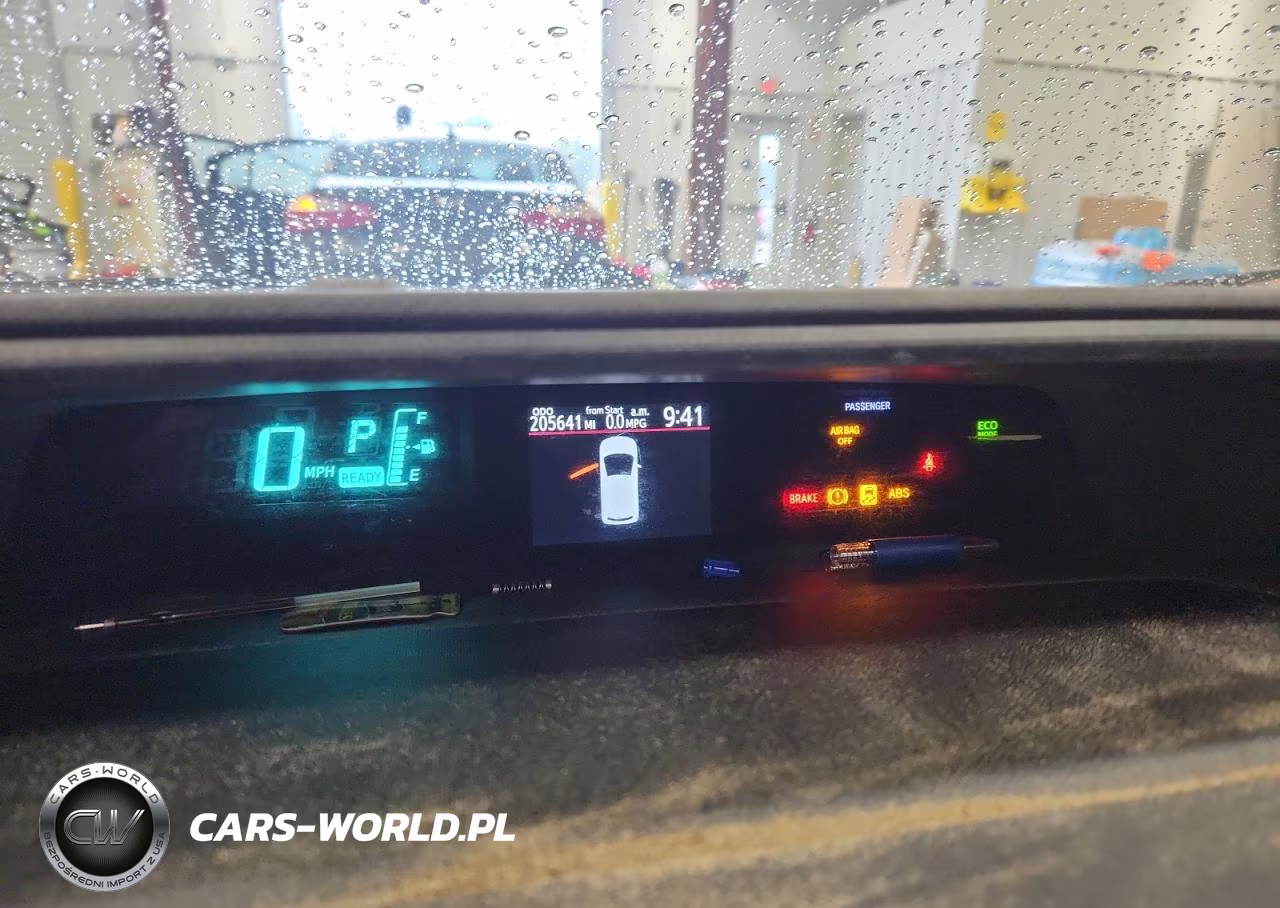 2012 Toyota Prius C Four VIN:JTDKDTB32C1500875 - 9