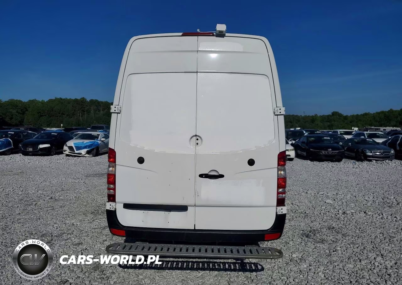 2011 Mercedes-Benz Sprinter 2500 Delivery Van VIN:WD3PE8CB2B5562235 - 6