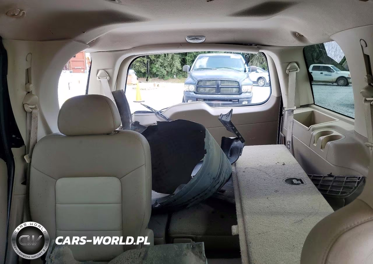 2004 Ford Expedition Eddie Bauer VIN:1FMEU17W14LA13317 - 10