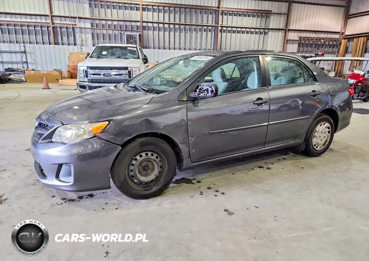 2011 Toyota Corolla Le – zdjęcie 1 z 13