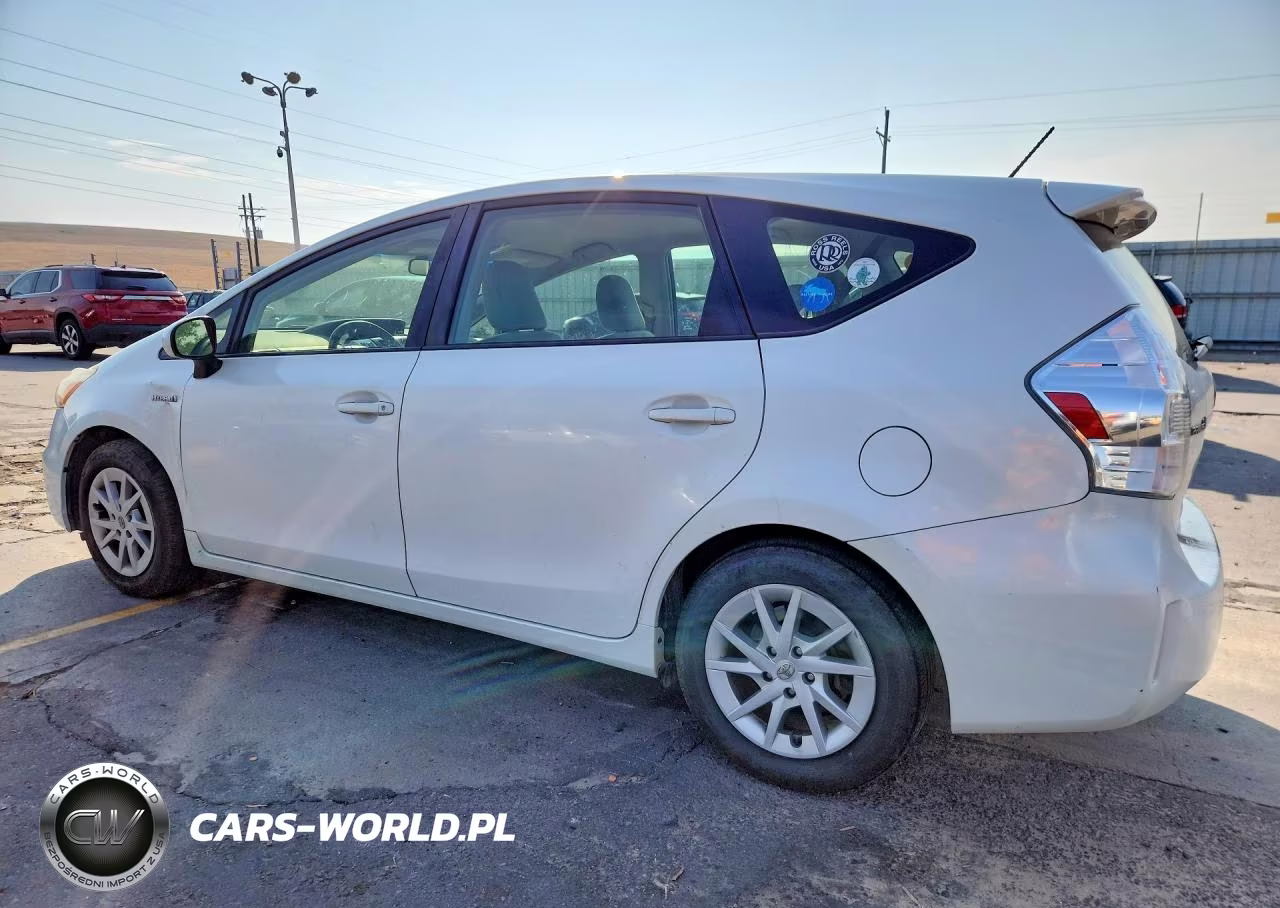 2013 Toyota Prius V Two VIN:JTDZN3EU6D3265919 - 2
