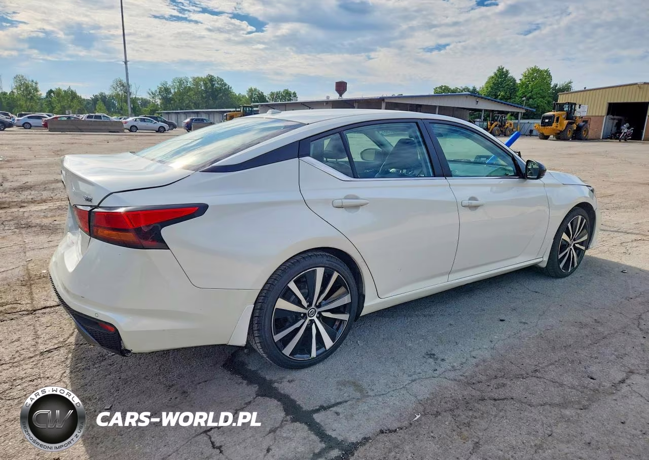2020 Nissan Altima Sr VIN:1N4BL4CVXLC116779 - 3