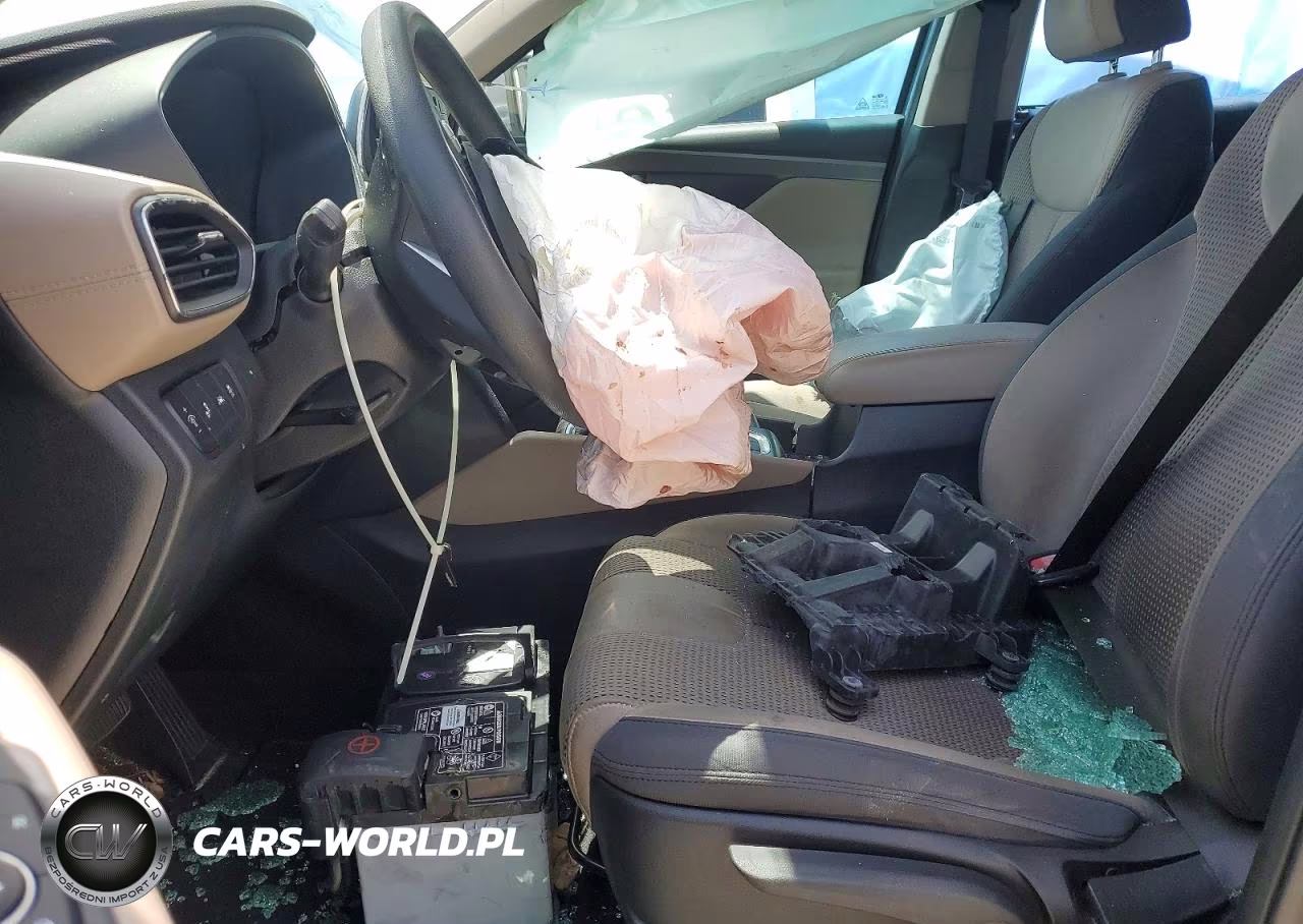 2019 Hyundai Santa Fe Se VIN:5NMS23AD6KH086052 - 7