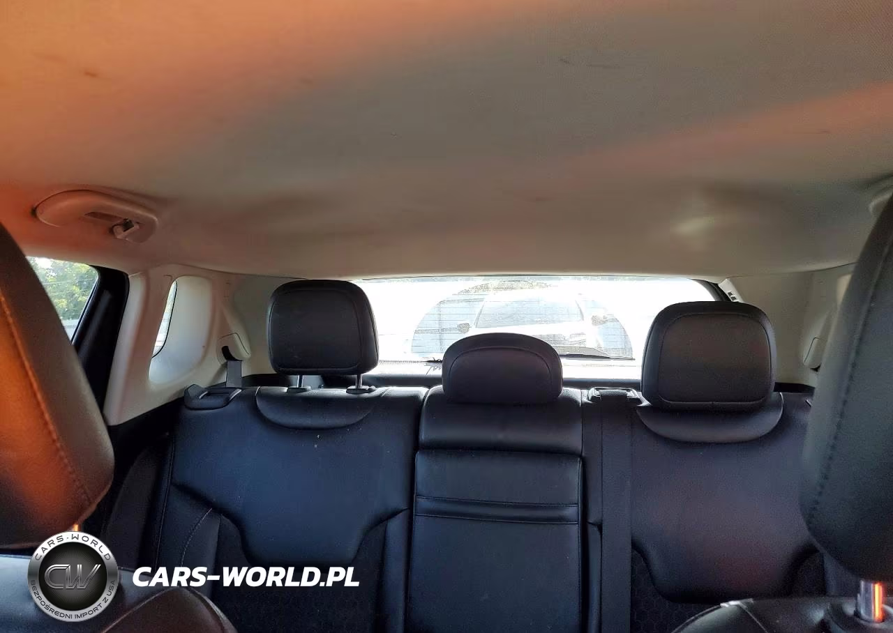 2019 Jeep Compass Latitude VIN:3C4NJDBB5KT601726 - 10