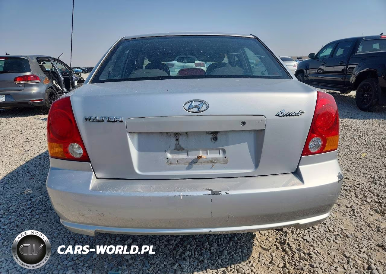 2005 Hyundai Accent Gls VIN:KMHCG45C05U578484 - 6