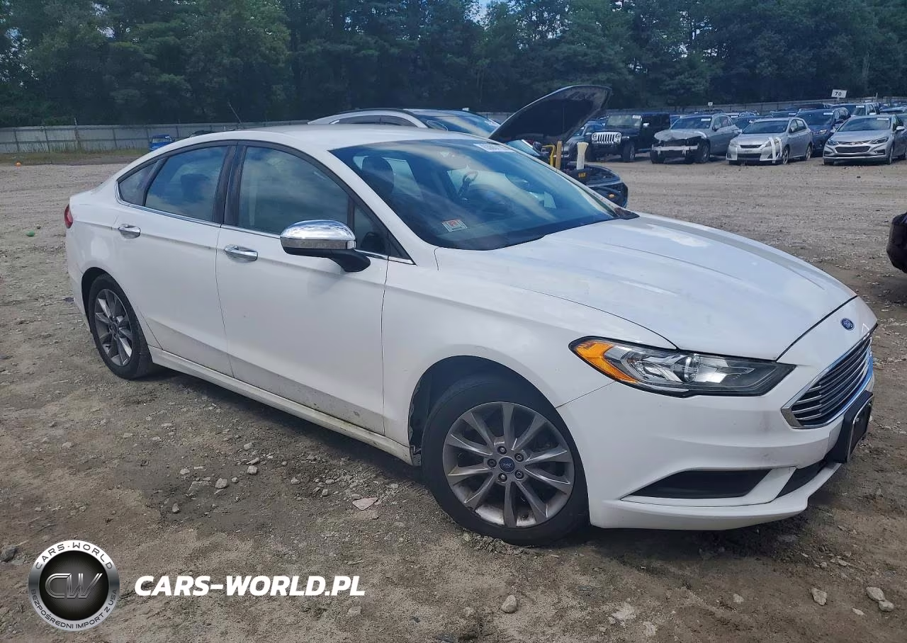 2017 Ford Fusion Se VIN:3FA6P0H79HR355516 - 4