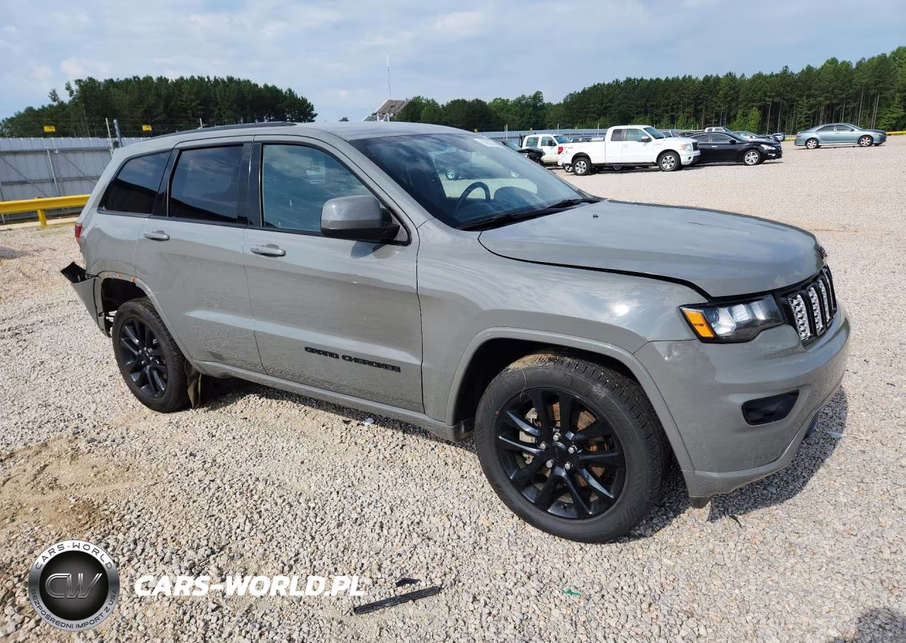2021 Jeep Grand Cherokee Laredo VIN:1C4RJEAG8MC719062 - 4