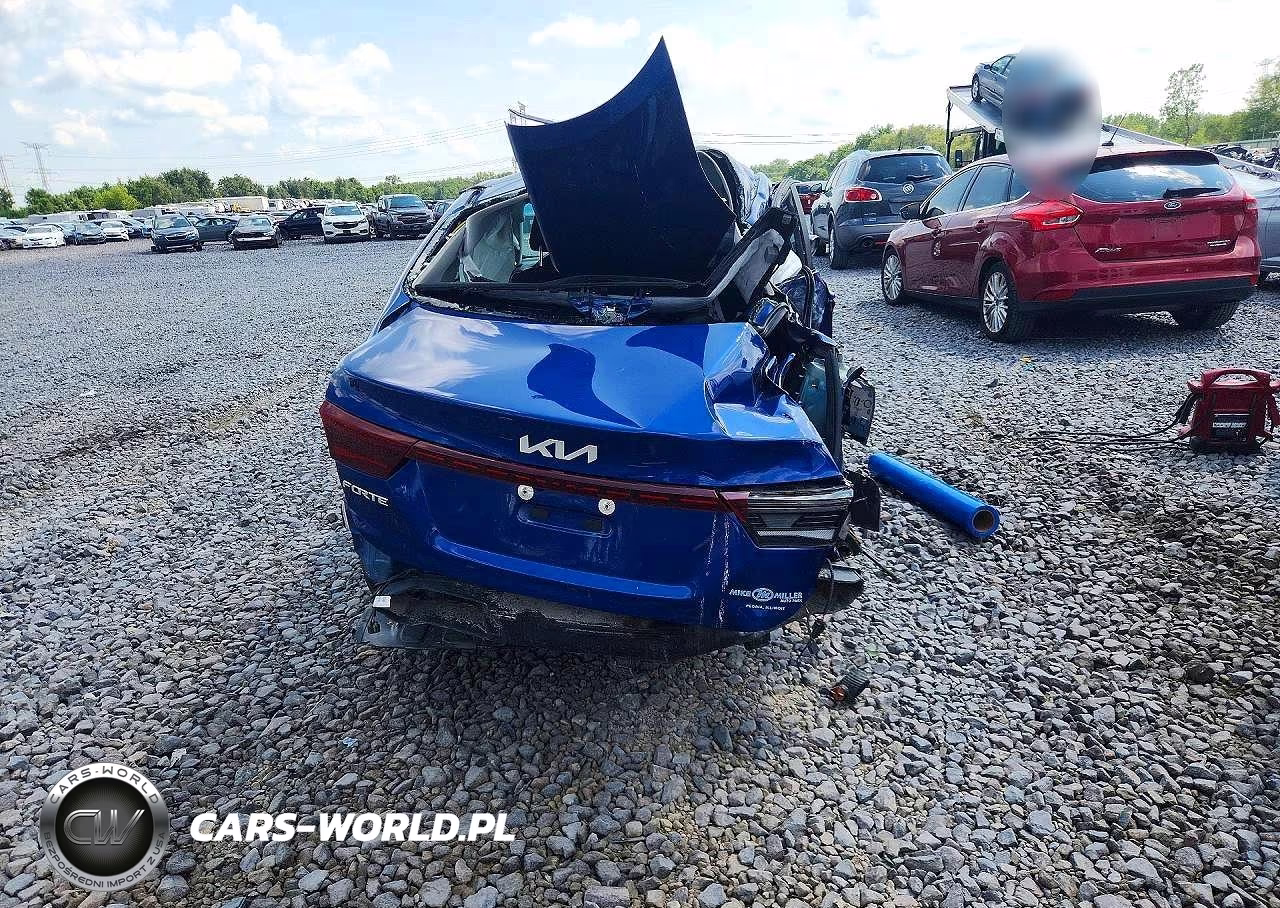 2024 Kia Forte Lxs VIN:3KPF24AD9RE703369 - 6