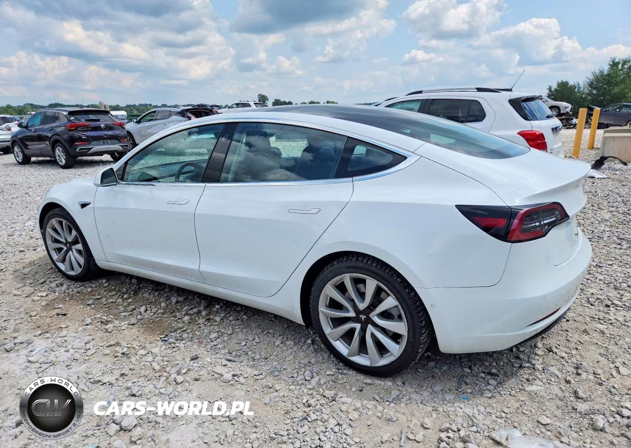 2018 Tesla Model 3 VIN:5YJ3E1EB6JF067171 - 2