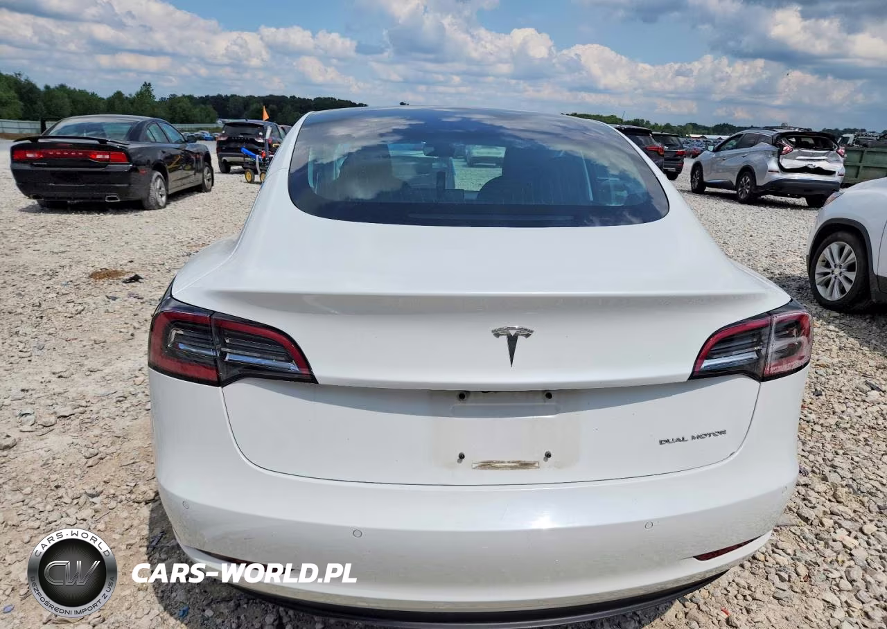 2018 Tesla Model 3 VIN:5YJ3E1EB6JF067171 - 6