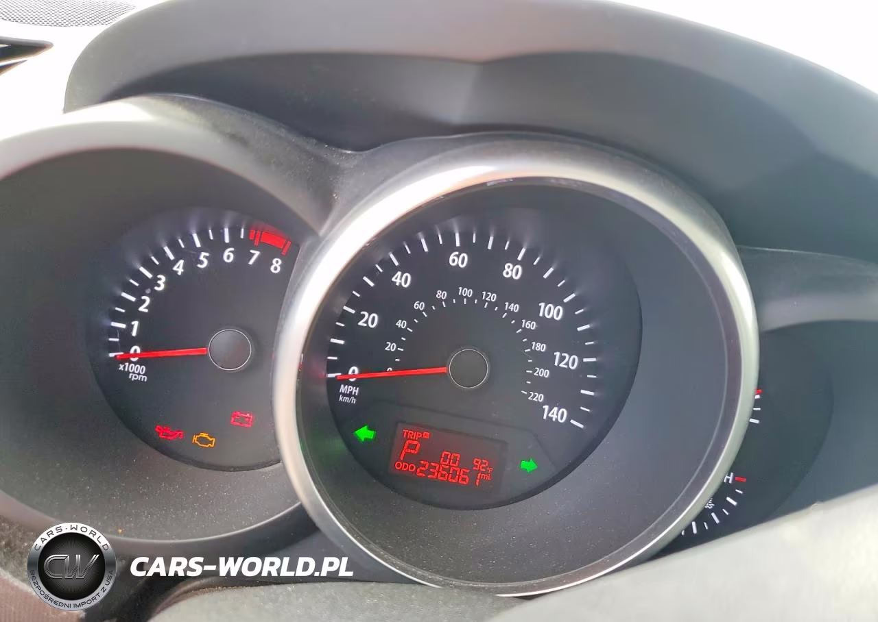 2013 Kia Soul + VIN:KNDJT2A66D7482397 - 9