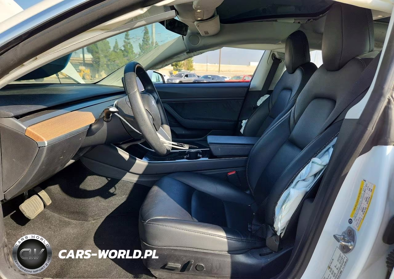 2020 Tesla Model 3 VIN:5YJ3E1EA1LF658860 - 7