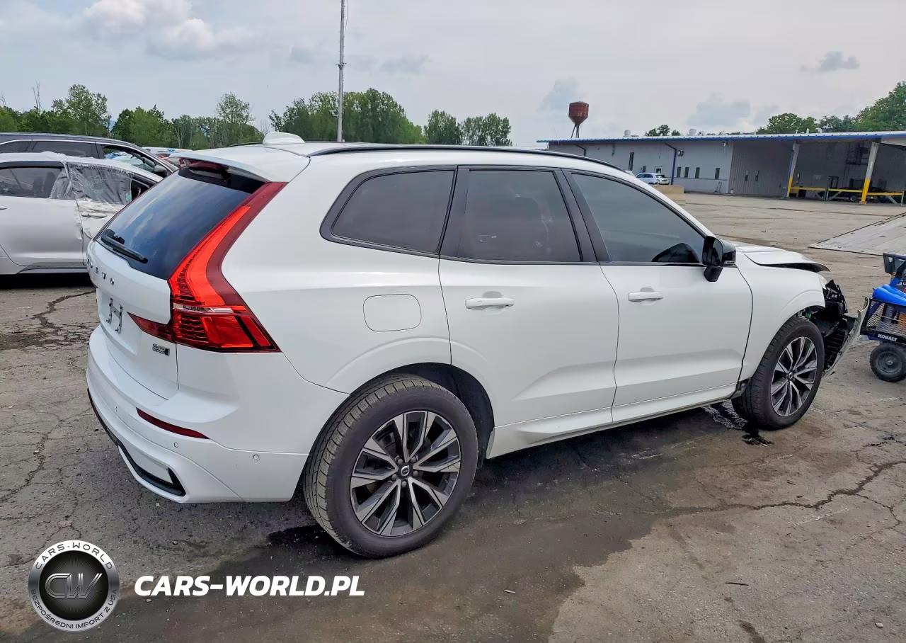 2024 Volvo Xc60 Plus VIN:YV4L12RL8R1846495 - 3