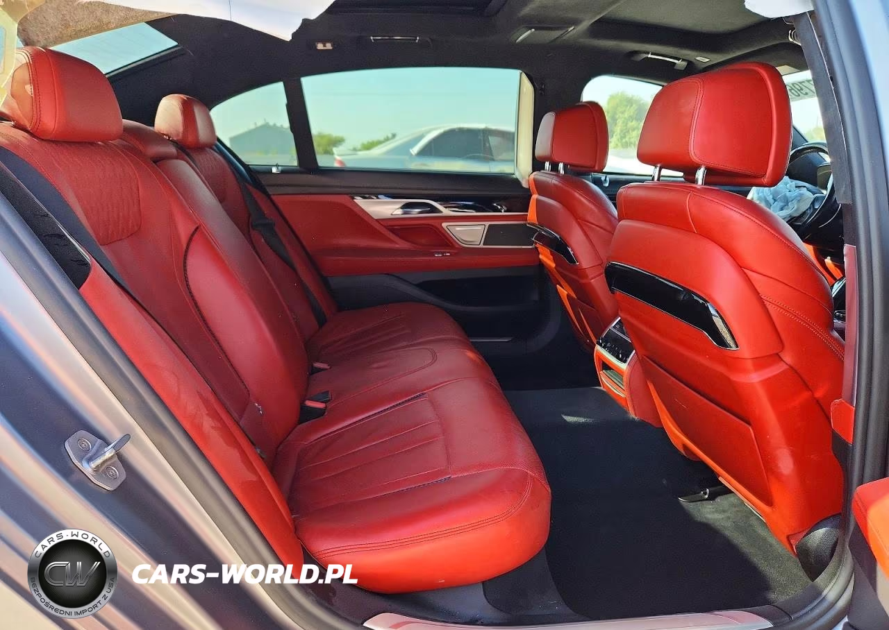 2018 BMW 750 I VIN:WBA7F0C55JGM24090 - 10