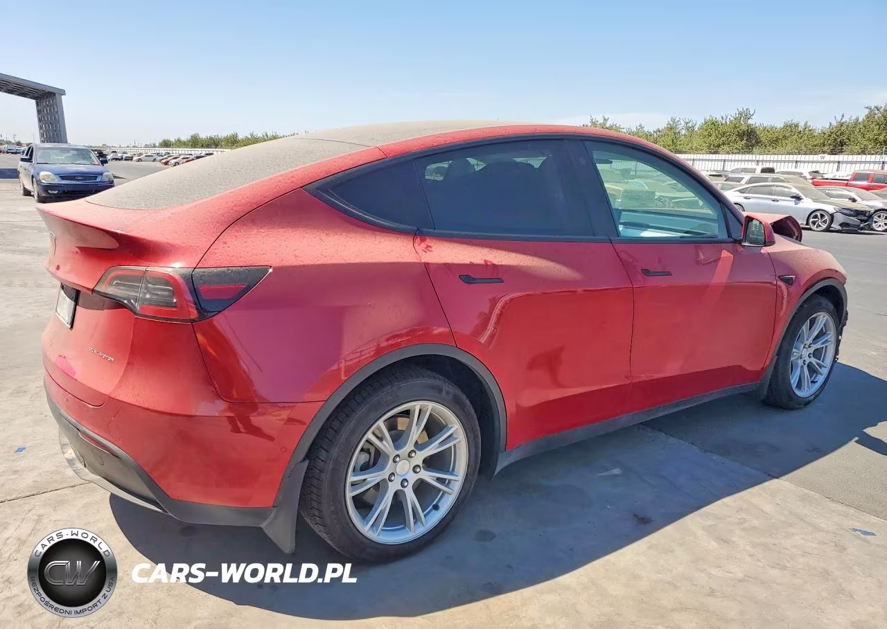 2021 Tesla Model Y VIN:5YJYGDEE5MF298000 - 3