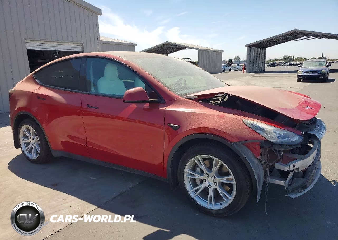 2021 Tesla Model Y VIN:5YJYGDEE5MF298000 - 4