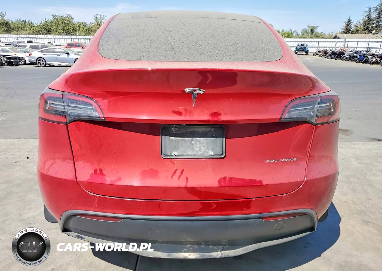 2021 Tesla Model Y VIN:5YJYGDEE5MF298000 - 6