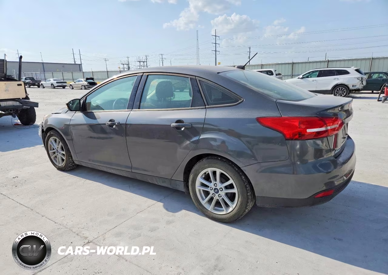 2017 Ford Focus Se VIN:1FADP3F27HL342231 - 2