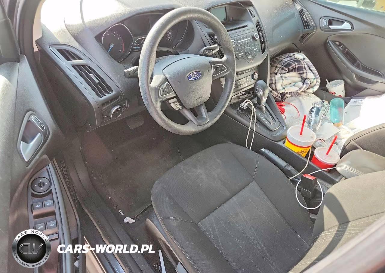 2017 Ford Focus Se VIN:1FADP3F27HL342231 - 8