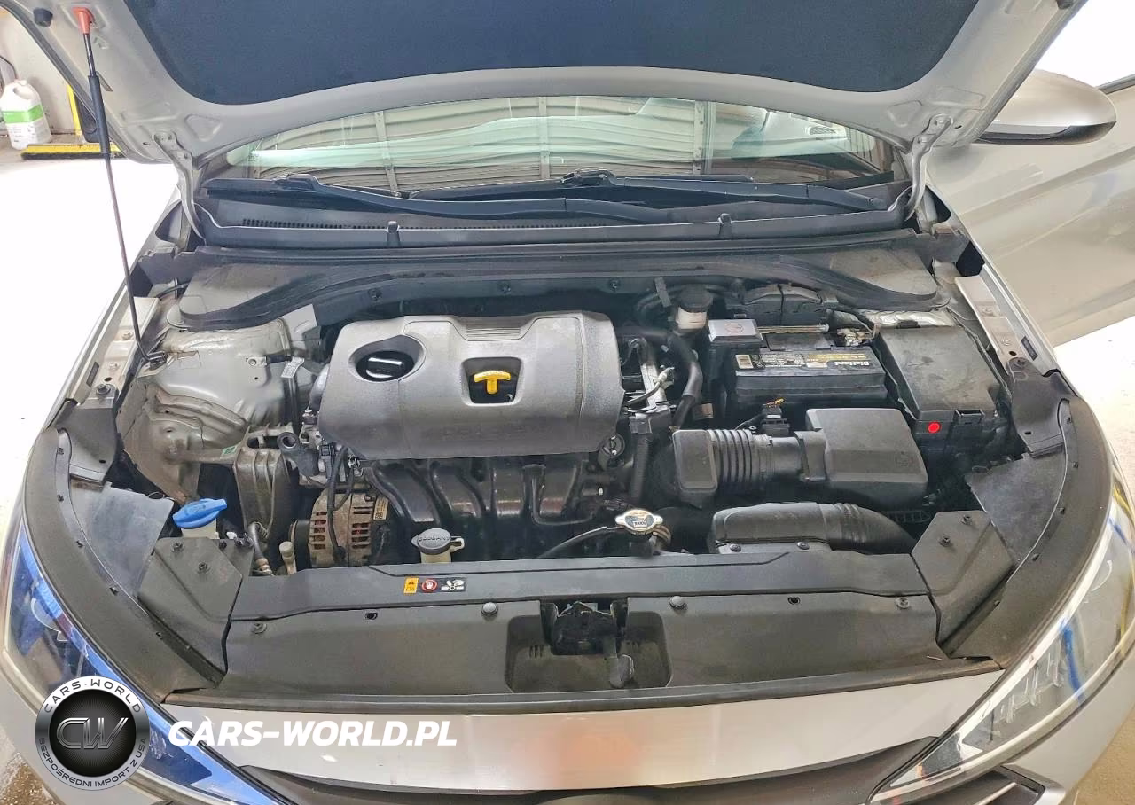 2020 Hyundai Elantra Sel VIN:5NPD84LF4LH552822 - 11