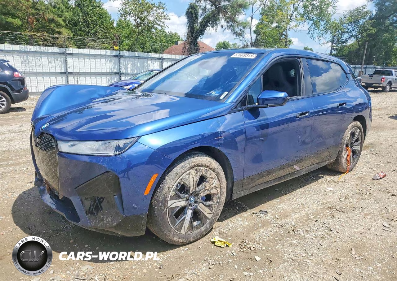 2025 BMW Ix xDrive50