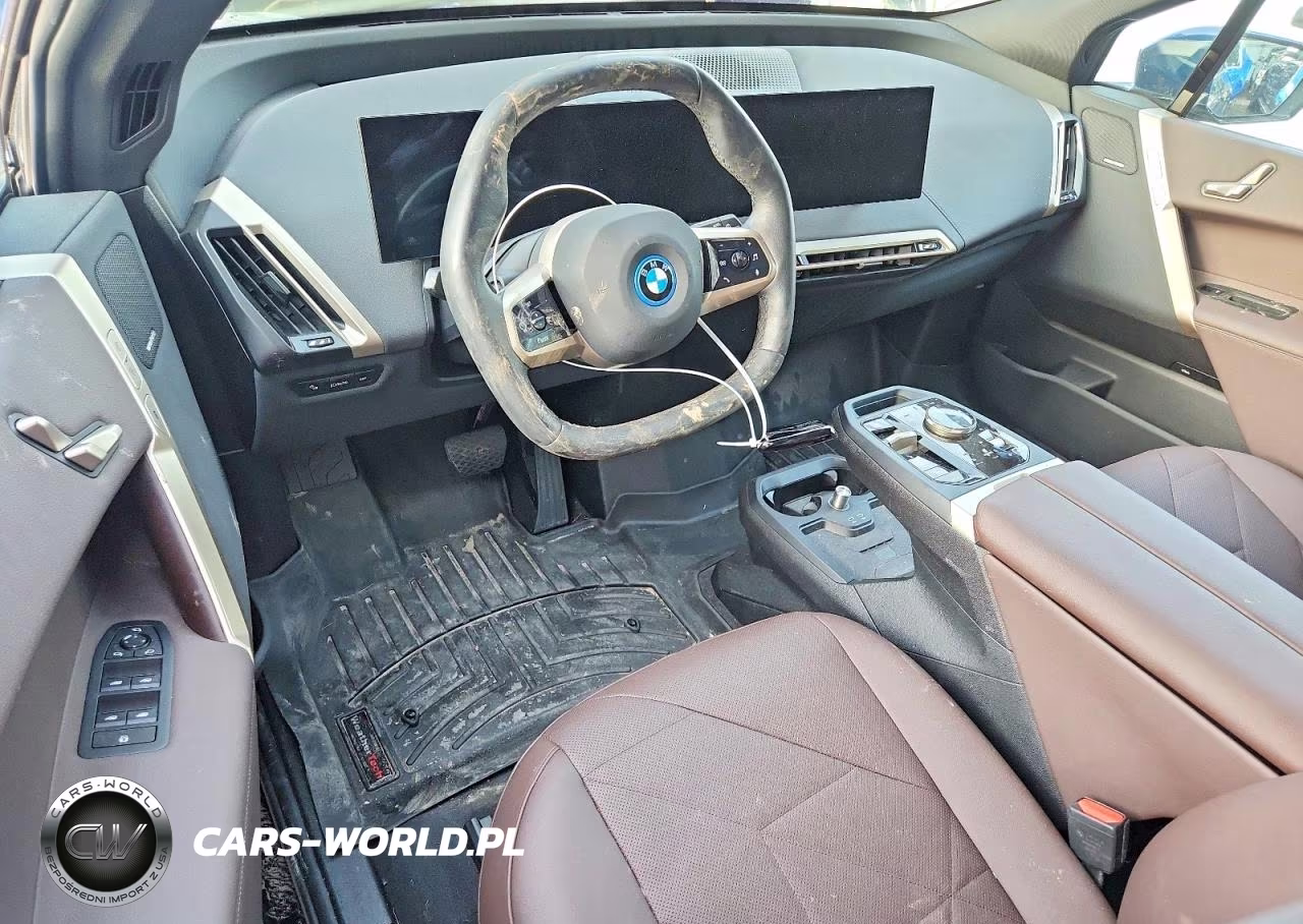 2025 BMW Ix xDrive50 VIN:WB523CF07SCS85866 - 8