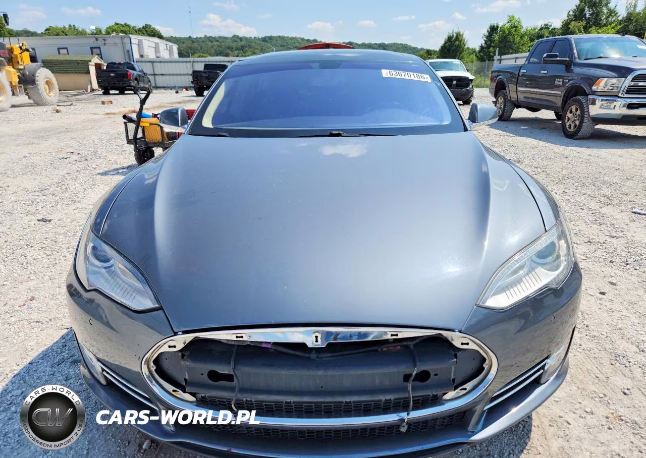 2013 Tesla Model S VIN:5YJSA1AC9DFP11174 - 5