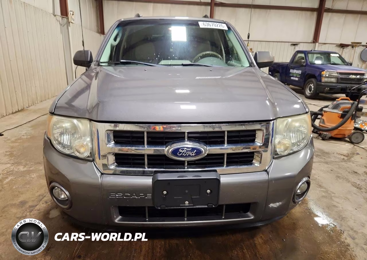 2010 Ford Escape Xlt VIN:1FMCU0D78AKD30527 - 5