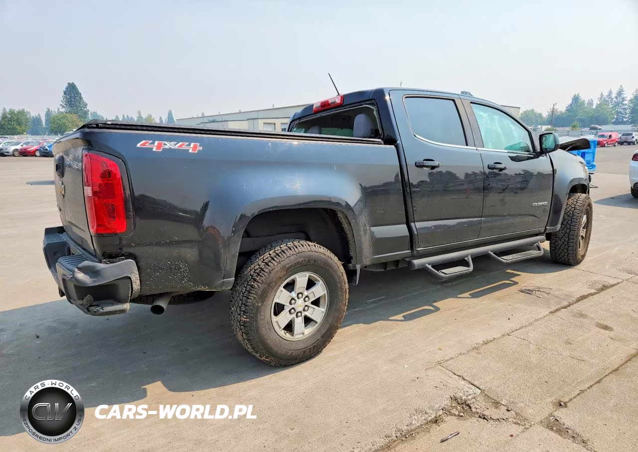 2017 Chevrolet Colorado VIN:1GCGTBEN8H1162115 - 3