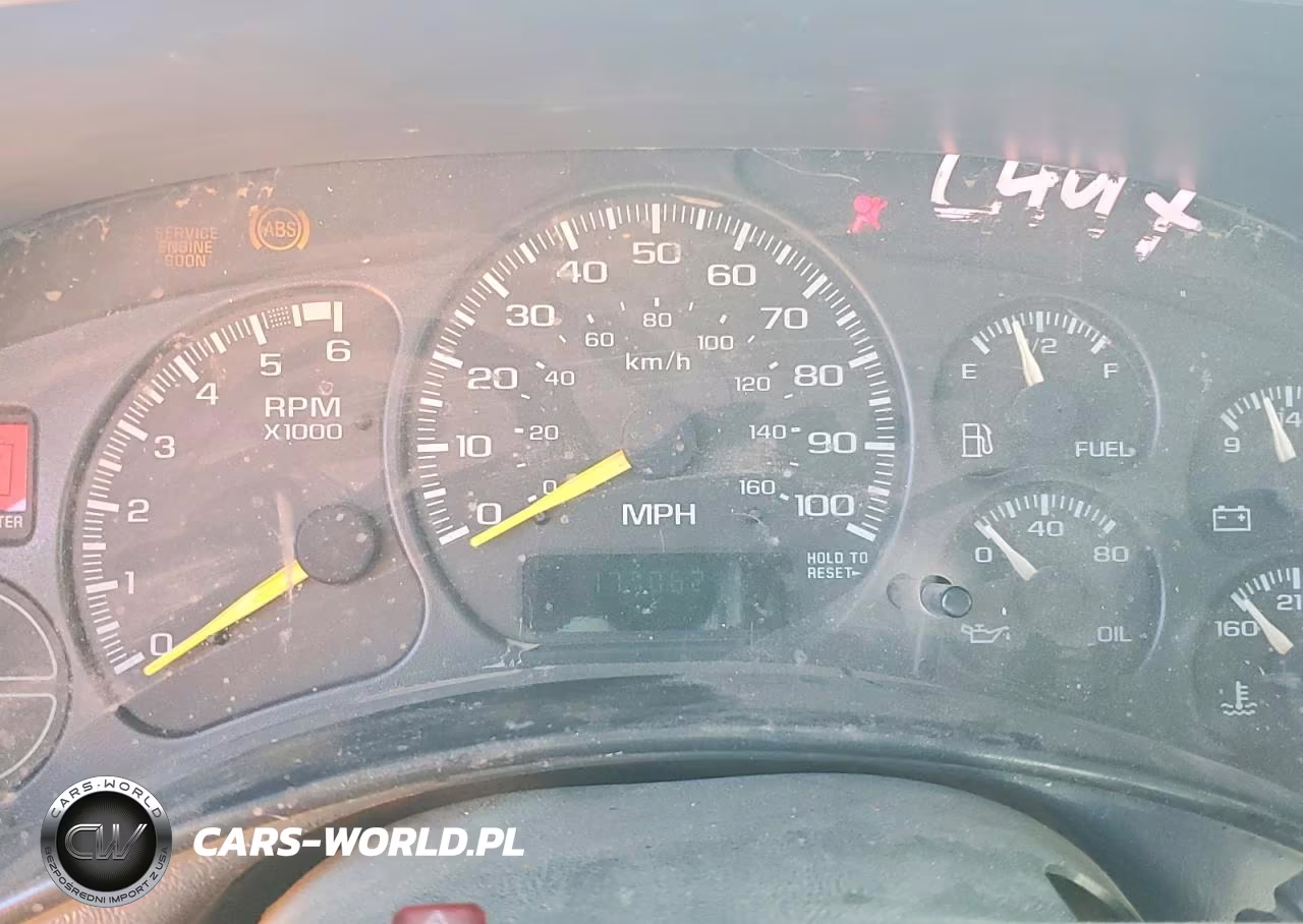 2000 Chevrolet Silverado C2500 VIN:1GCGC29U7YE292638 - 9