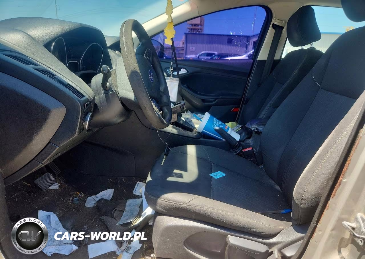2016 Ford Focus Se VIN:1FADP3F29GL316213 - 7