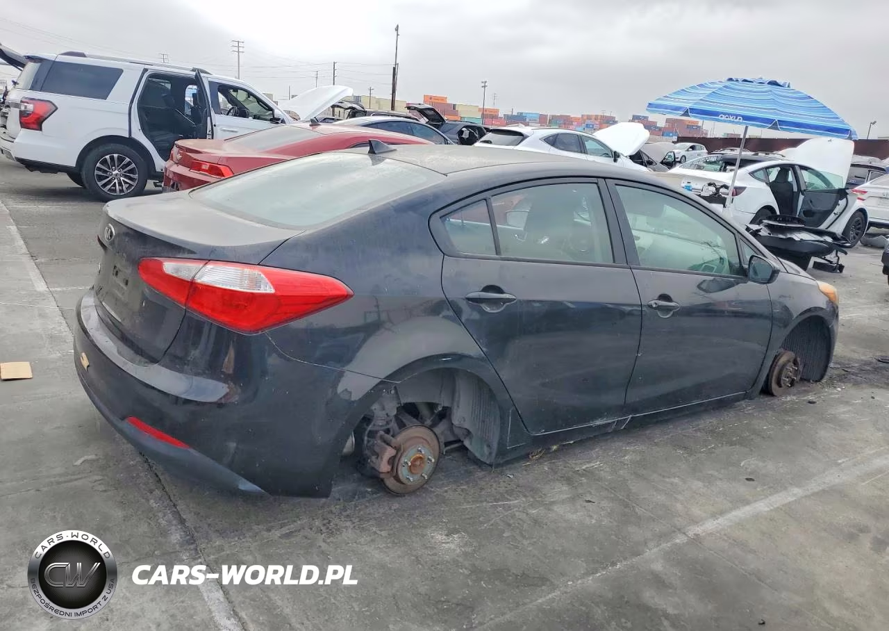 2015 Kia Forte Lx VIN:KNAFK4A6XF5347472 - 3