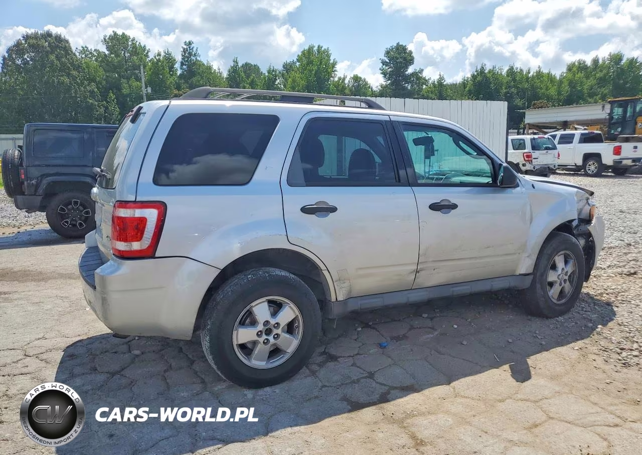 2009 Ford Escape Xlt VIN:1FMCU93GX9KA86252 - 3
