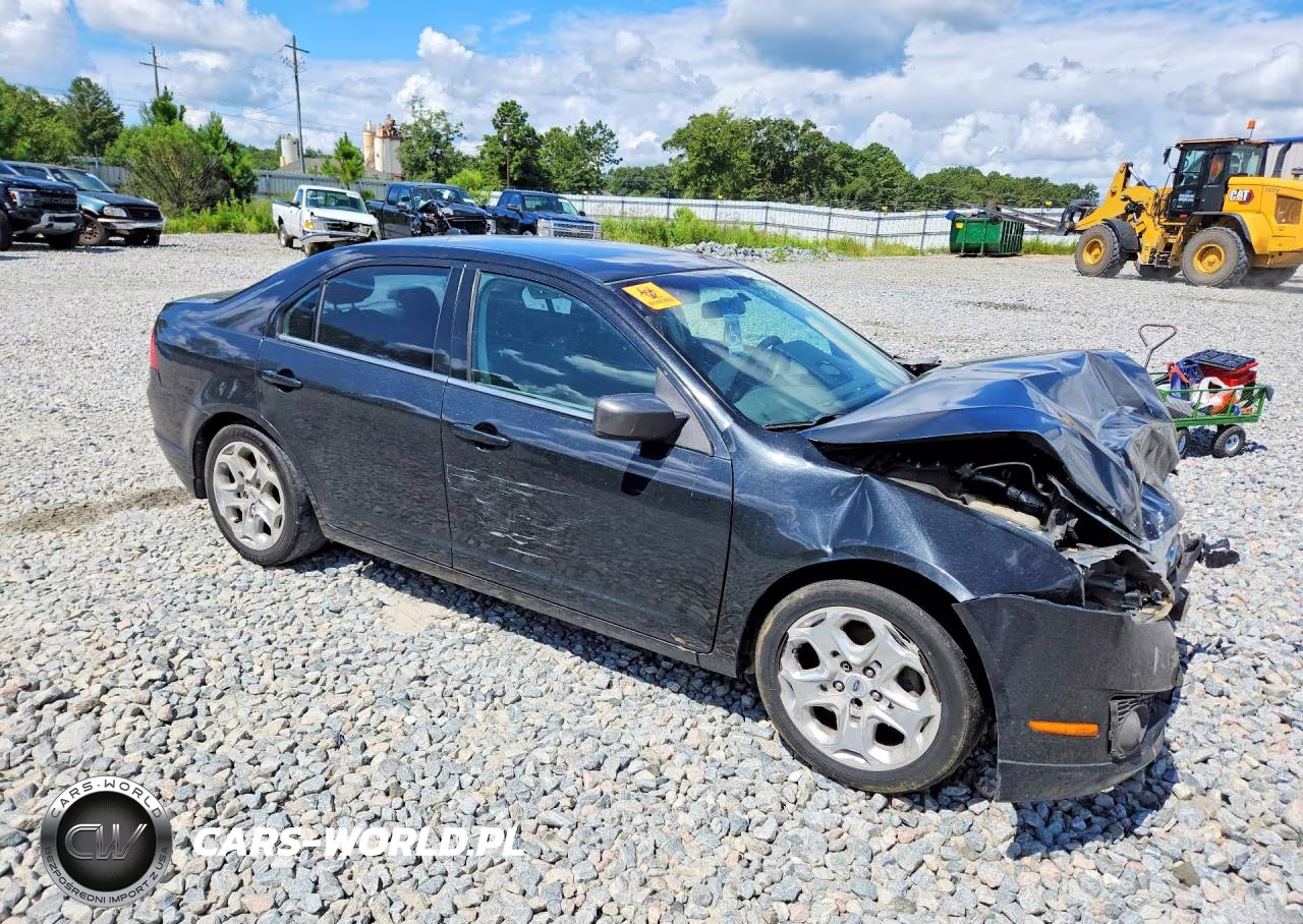 2011 Ford Fusion Se VIN:3FAHP0HA5BR202689 - 4