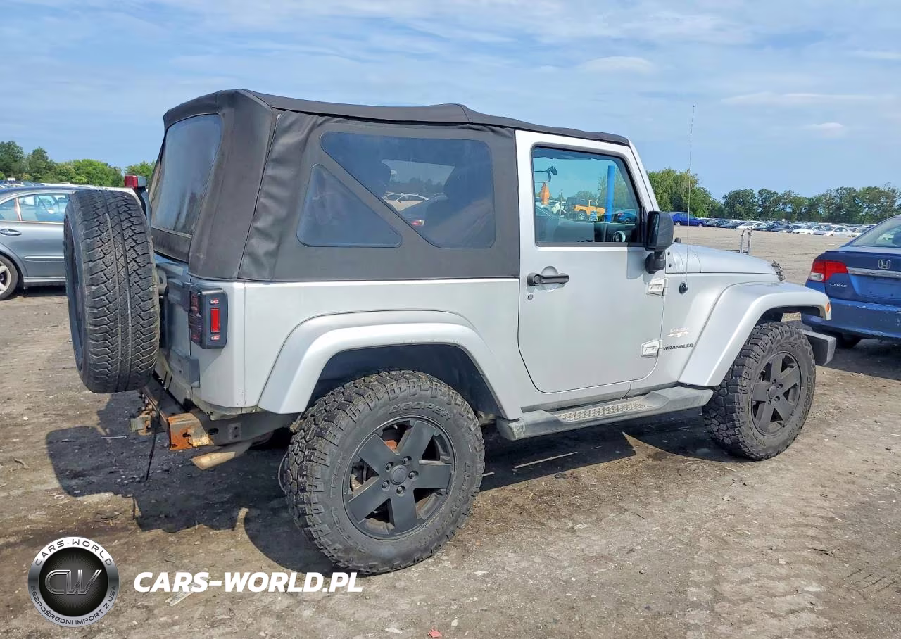 2008 Jeep Wrangler Sahara VIN:1J8FA54198L593139 - 3