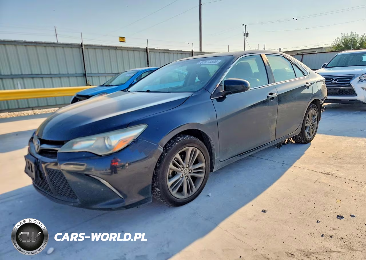 2015 Toyota Camry Se – zdjęcie 1 z 13