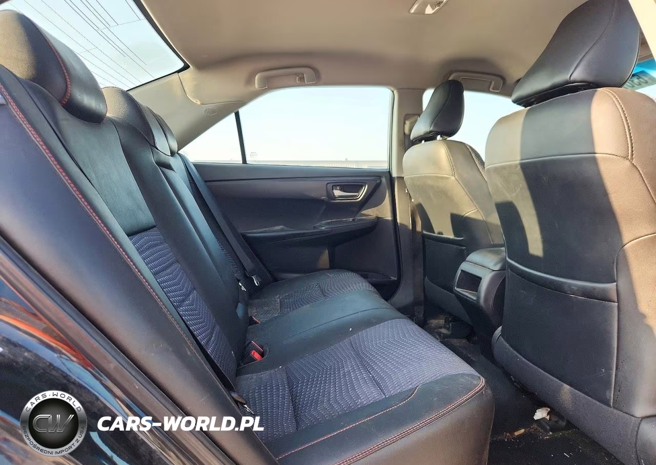 2015 Toyota Camry Se VIN:4T1BF1FKXFU941202 - 10